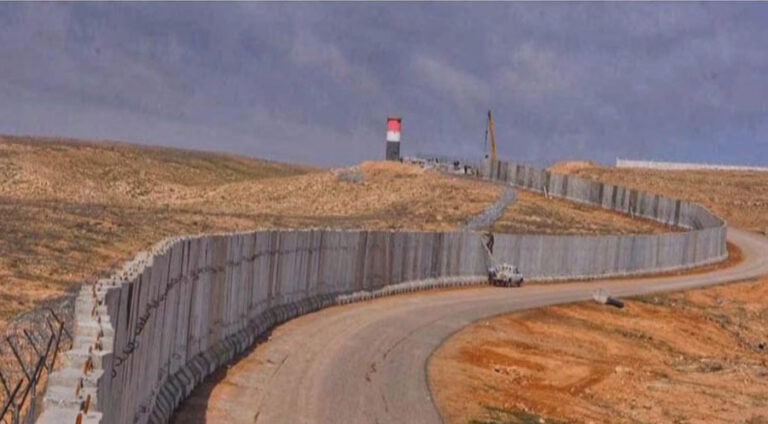 مالا ئێزدیان و پەکەکە و راستیا دیوارێ د ناڤبەرا شەنگال و رۆژئاڤایێ کوردستانێ دا