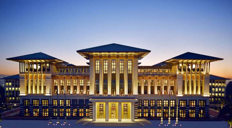 ل ناڤ کۆشکا ئەردۆگان دا دزی ھات کرن