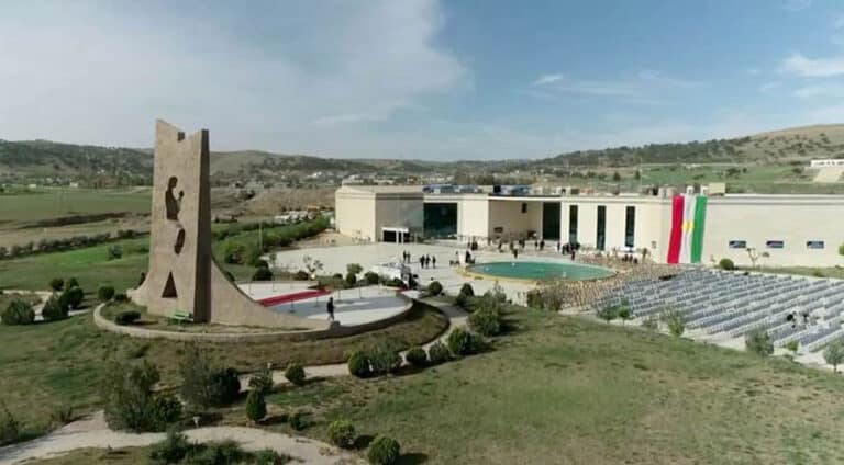 ژ ترسا شەرێ پەکەکێ و ترکیێ گوندەکێ چەمچەمال ژی ڤالا بوو!