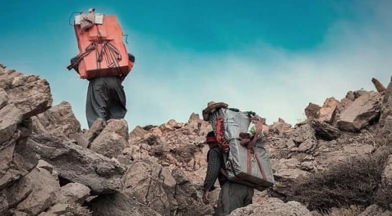 ھێزێن ئیرانێ کۆلبەرەکێ کورد کوشت