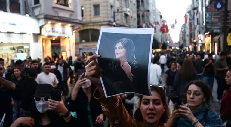 jina-emini-iran-kurdistan