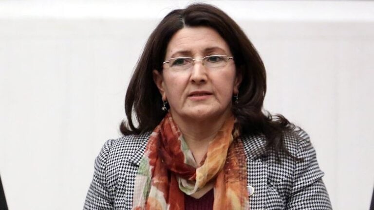 گولسەر یلدرم پشتی 6 سالان ھاتە ئازادکرن