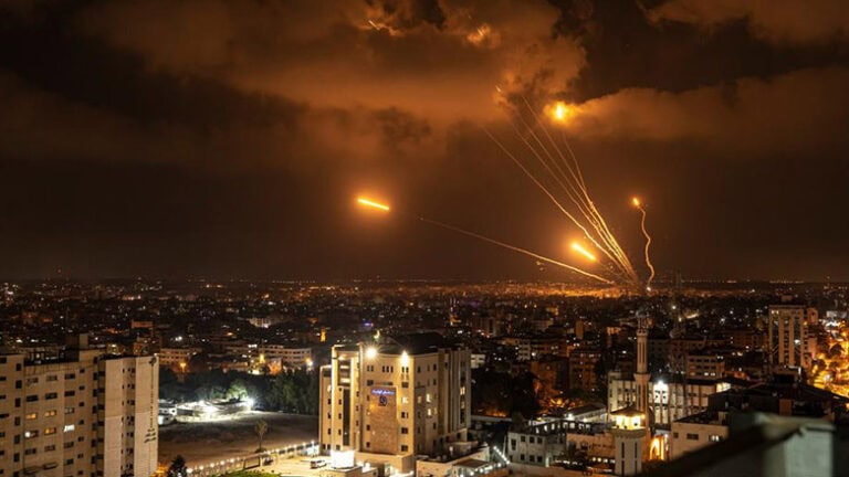 ئیسرایلێ ئێریشی بارەگەھێن لەشکەری یێن ل سوێیدا و شامێ کر