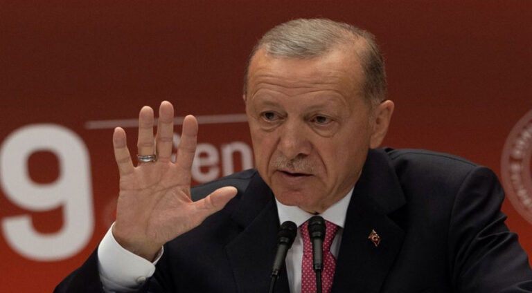 ئەردۆگان سووندا یاسایی خوار