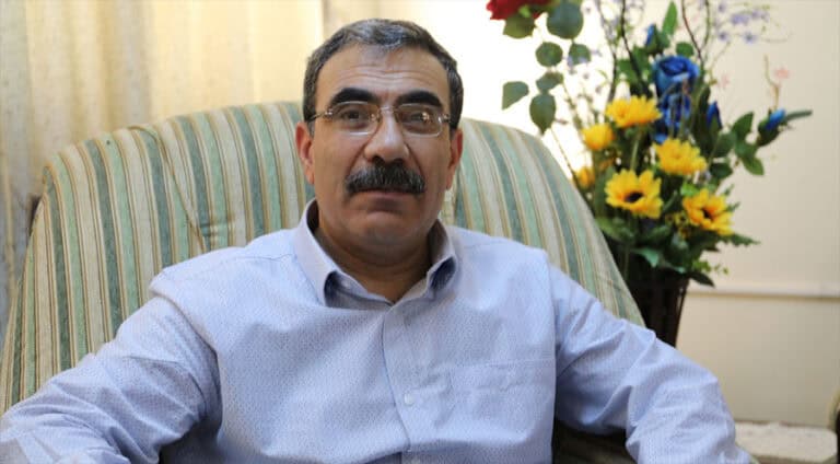 ئالدار خەلیل ل کویە و چما بێدەنگە؟