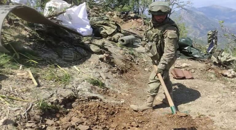 لەشکەرەکی ترک ل دەڤەرێن سینۆری یێن ھەرێما کوردستانێ ھات کوشتن