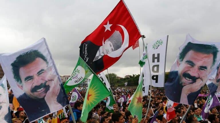 کورد، پەکەکە و سیاسەتا دوروو!