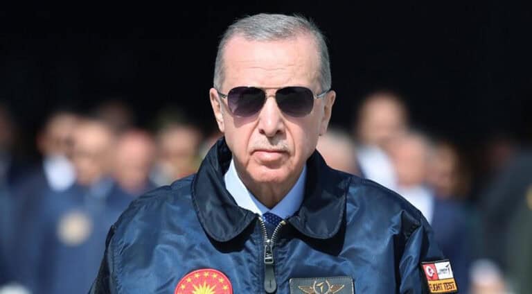 ئەردۆگان: ئامەریکا ژ بۆ دایینا F-16 مەرجێ ئەندامەتیا سوێدێ د ناتۆیێ دە دایە پێشیا مە