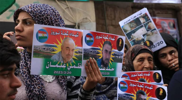 کوژەرێن 4 شەھیدێن ئێڤارا نەورۆزێ ل جندرێسێ سزایێ بدارڤەکرنێ وەرگرتن