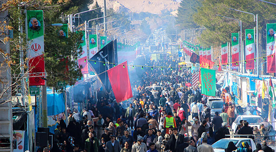 دو تەقین ل ناڤ مەراسیمێن بیرئانینا قاسم سلێمانی چێ بوون، 20 کەس ھاتن کوشتن