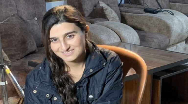 کەچەکا کوردا ئێزدی ل کامپا ھۆلێ ھات رزگار کرن