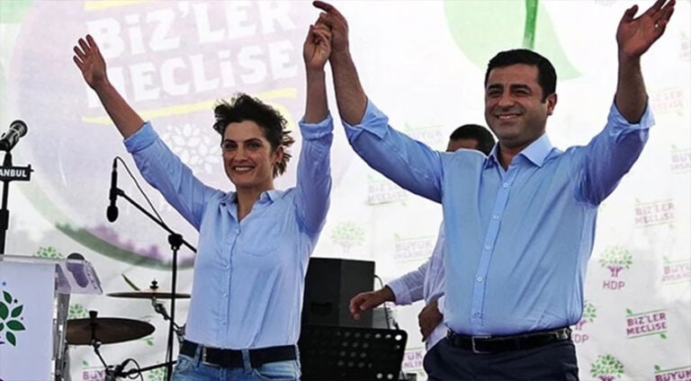 پەیاما سەلاحەدین دەمیرتاش بۆ باشاک دەمیرتاش!