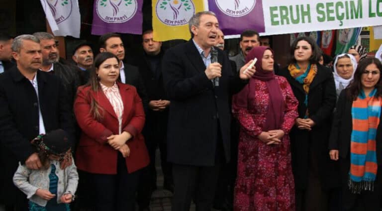 ھەڤسەرۆکێ دەم پارتێ ل دھێ بوو کویرھا دەرەوان!