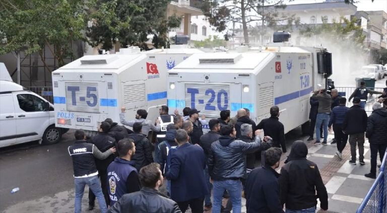 253 کەس د خوەنیشاندانێن باکورێ کوردستانێ دە ھاتنە دەستەسەرکرن