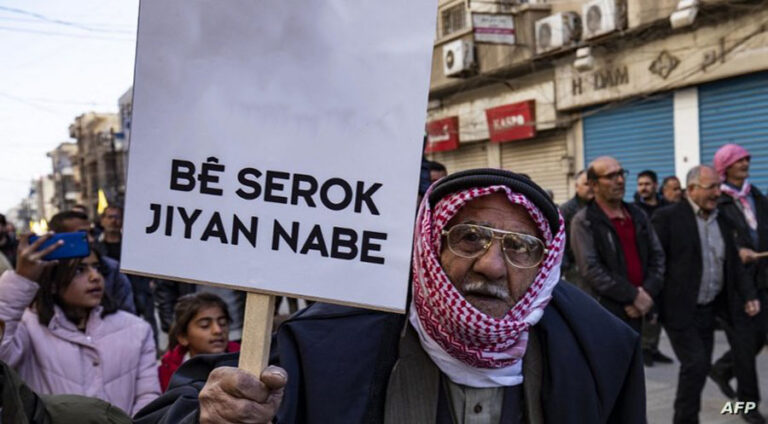 سەرۆک ل سەر هەر تشتی یە..!