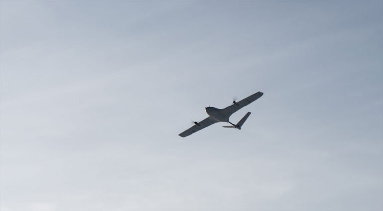 ل گوندێ سۆفیانێ درۆنەک کەفت سەر ترومبێلەکێ