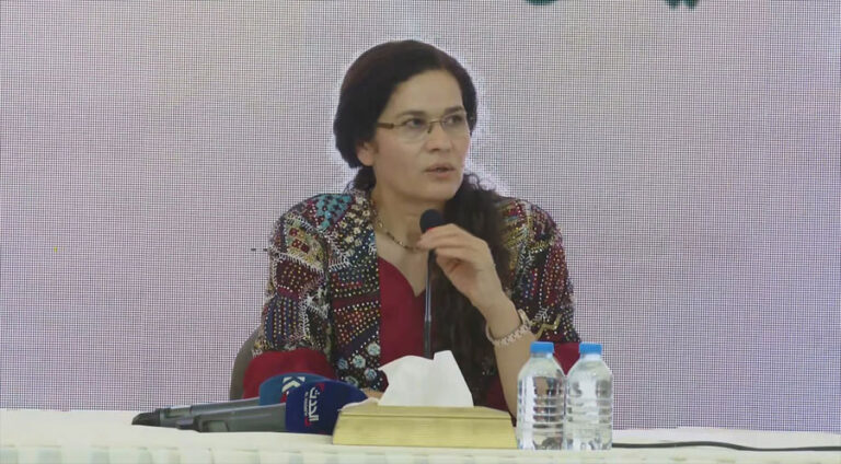 ئیلھام ئەحمەد: سەرۆک بارزانی پشتگریا یەکیتیا کوردێن رۆژئاڤایێ کوردستانێ دکە