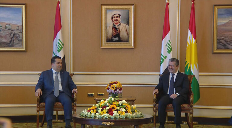 سەرۆکوەزیر مەسروور بارزانی پێشوازی ل سەرۆکوەزیرێ ئیراقێ کر