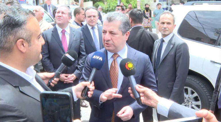 مەسروور بارزانی: ئەم ھێڤی دکن کو حکوومەتا فەدەرال پرسا مووچەیان نەکە دۆزەکە سیاسی