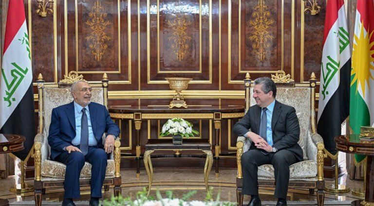 مەسروور بارزانی و مەشھەدانی پرسا مووچە و مافێن دارایی یێن کوردستانێ گۆتووبێژ دکن