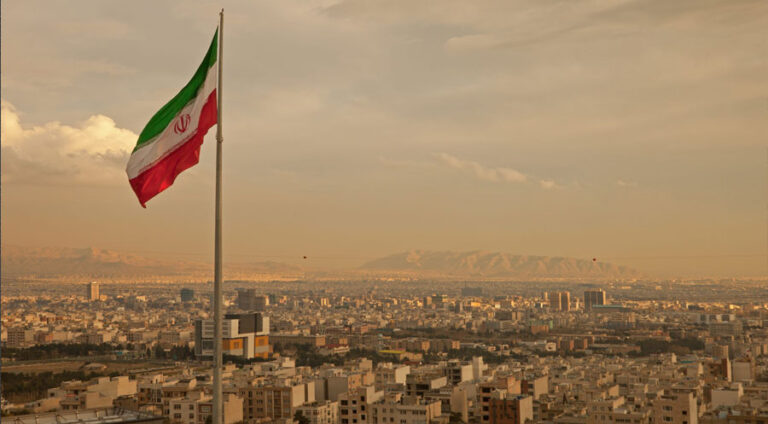 ئیرانێ 6 کەس ب تۆمەتا "پەیوەندیا لگەل ئیسرایلێ" بدارڤە کرن