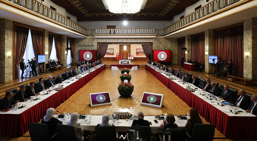 پارلامەنتۆیا ترکیەیێ پێنگاڤێن پێڤاژۆیا ئاشتیێ نیقاش دکە