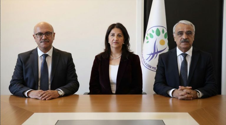 شاندا ئیمرالیێ سەردانێن خوە ددۆمینە: ئیرۆ لگەل جەهەپێ و ئەمەپێ دجڤە