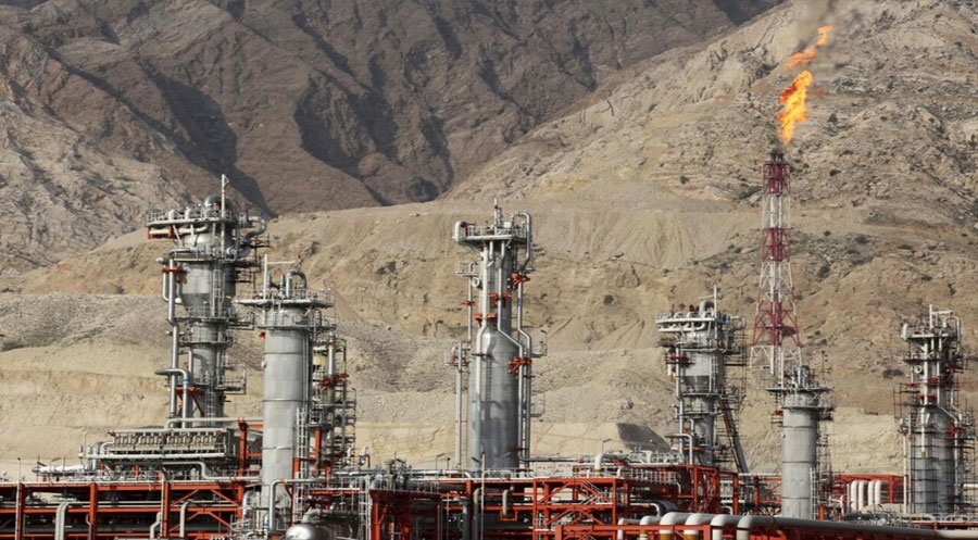 زەڤیا پارس یا باشوور یا گازێ ل ئیرانێ ھات بۆمبەبارانکرن