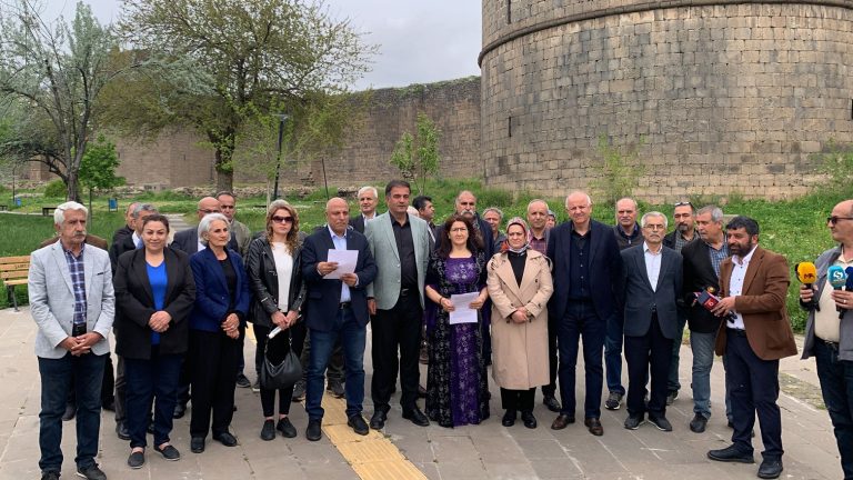 کۆنفەرانسا یەکیتیا نەتەوەیی یا کوردێن باکور: "یەکیتی ژ بۆ مە مەجبووریەتە"