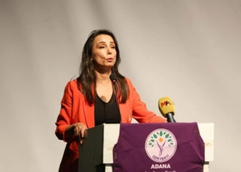 هاوسەرۆکی دەم پارتی: ئەم دانوستانانە لەگەڵ ئاکەپە یان مەهەپە نییە، بەڵکو لەگەڵ دەوڵەتدایە