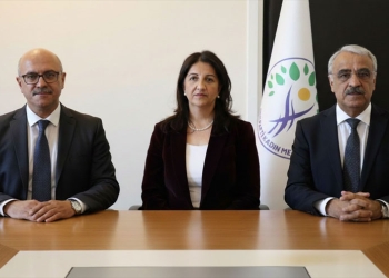 شاندی ئیمرالی لە سەردانەکانی بەردەوامە؛ ئەمڕۆ لەگەڵ جەهەپە کۆدەبێتەوە