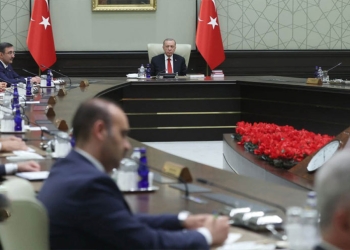 حکوومەتی تورکیا کۆدەبێتەوە؛ دوو پرس تاوتوێ دەکرێن