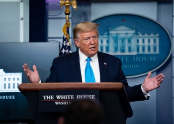 ترەمپ: ئەفسەرێکی باڵامان بە پلەی عەقید لە ناو خاکی ئێران رزگار کرا