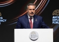 هاکان فیدان: گەڕانەوەی شەڕ تەنیا وێرانکاری زیاتری لێ دەکەوێتەوە