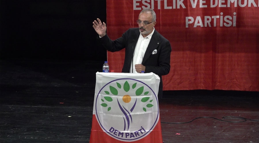 لە ئەرشیفی سەرخوەبوونەوە هەتا پەرلەمان: دۆسیەی سڕی ساکک و ناکۆکییە مێژووییەکان