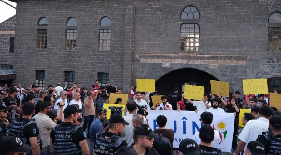 لە ئامەد بۆ ئازادکردنی ئەندامانی تەڤگەری ڤەژین، مانگرتنێک بەڕێوەچوو