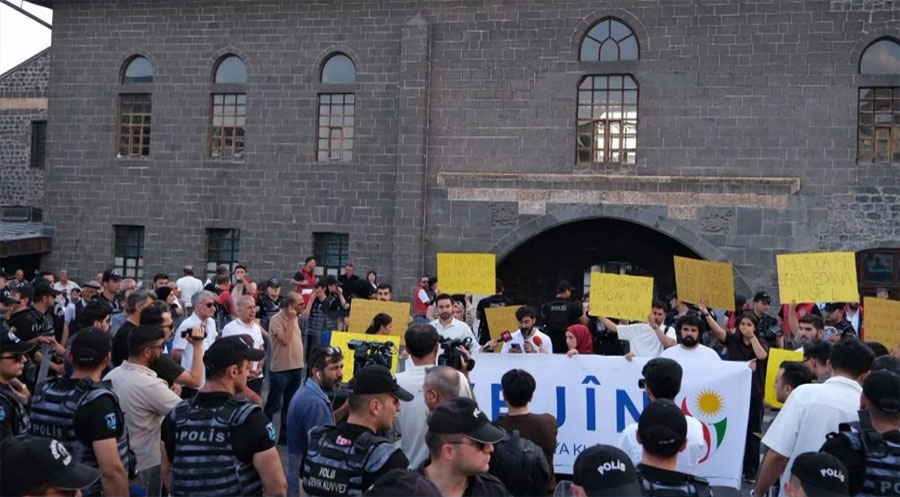 لە ئامەد بۆ ئازادکردنی ئەندامانی تەڤگەری ڤەژین، مانگرتنێک بەڕێوەچوو