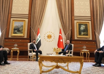 سەرۆکوەزیرانی عێراق لە ئەنقەرە لەلایەن ئەردۆغانەوە پێشوازیی لێکرا